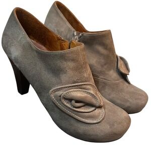 Chie Miata Carosa Booties Gray Suede Hidden Platform Ankle Boots $448 Size 7 /38